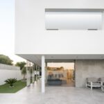 Modern home design สไตล์ Pool villa สถาปัตยกรรมสเปน