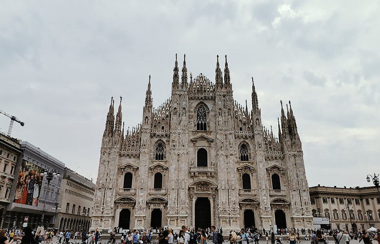มหาวิหารแห่งกรุงมิลาน "Duomo Di Milano"