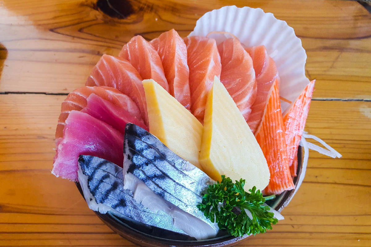 Shizen Isakaya อาหารญี่ปุ่น บุฟเฟ่ ซูชิ ปลาดิบ ที่ตลาดบุญเจริญ เมืองทองธานี
