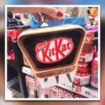 ต้อนรับคริส์ตมาสด้วยของขวัญ Cholate KitKat สุด Cute !!