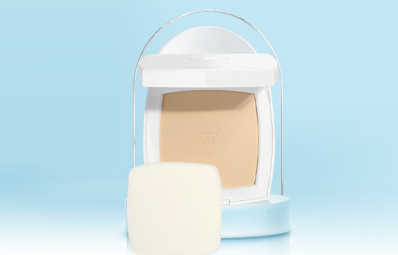 CHANEL LE BLANC Le Blanc Whitening Compact Foundation