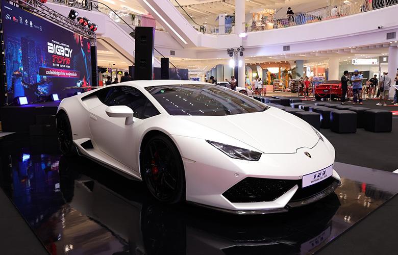 Lamborghini Huracan LP610-4 ปี 2015 Super Car