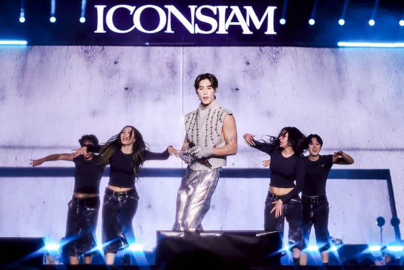 Mark Tuan x ICONSIAM