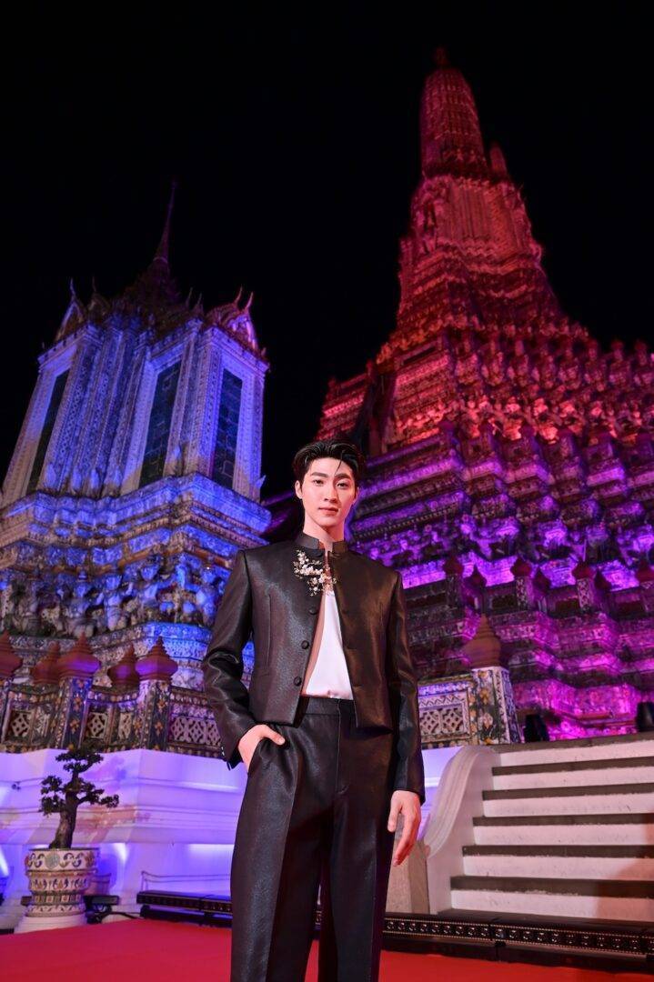 Blue Pongtiwat