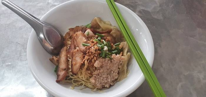 บุญเลิศ ป้อมปราบฯ